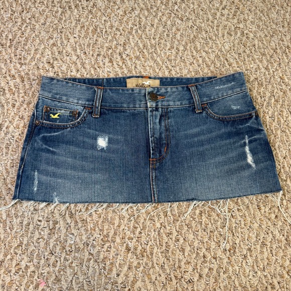 Hollister Dresses & Skirts - NWT Hollister Denim Mini Skirt Low Rise Distressed Frayed Y2K Blue Womens Size 7